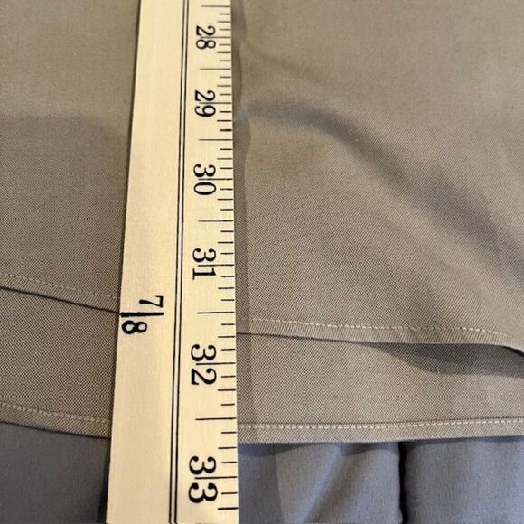 Jos. A Bank Executive Collection Men's Beige Tan Dress Shirt Cotton Size 17-33 - Picture 8 of 9